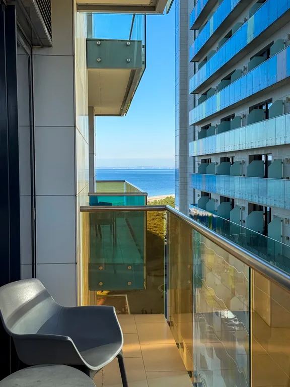 Двухкомнатная квартира на берегу моря, Bellevue Residence