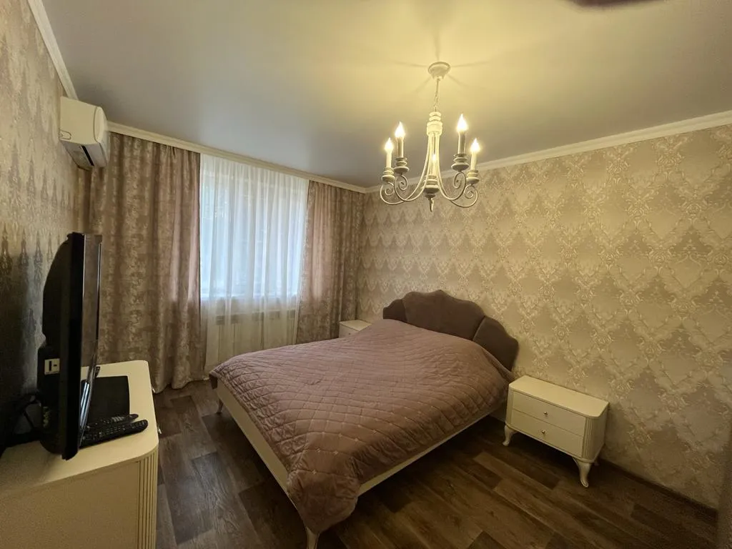 Квартира в центре — аренда посуточно в Новошахтинск