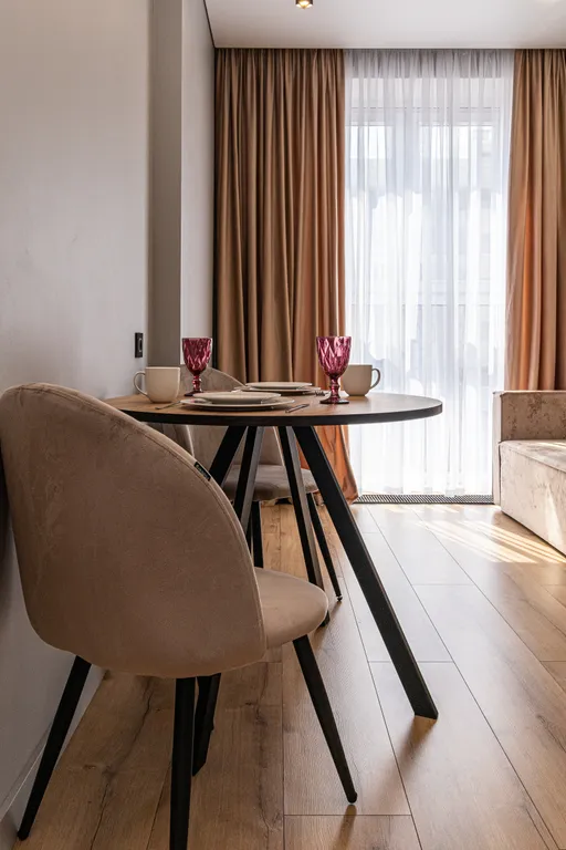 Квартира люкс в центре с панорамным видом кроватью king size и Алисой