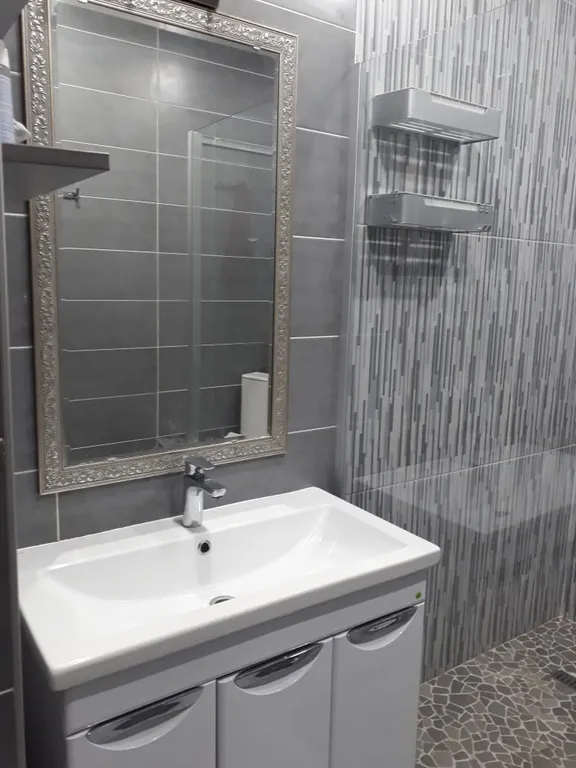 Уютные апартаменты с дизайнерским ремонтом рядом с т/ц "Мега"