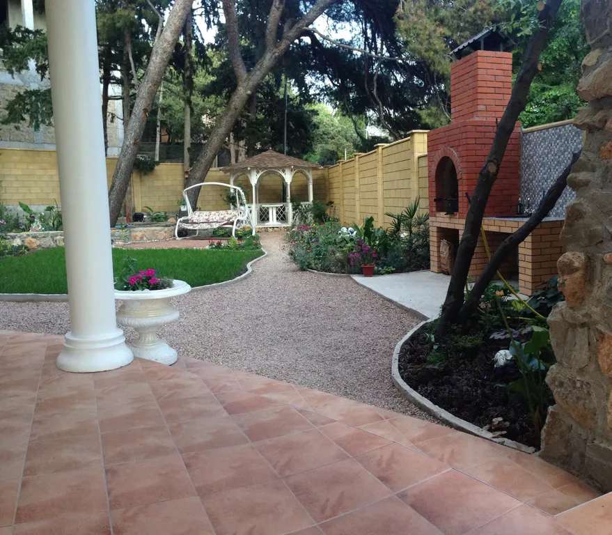 Верхний этаж дома с панорамным видом на море