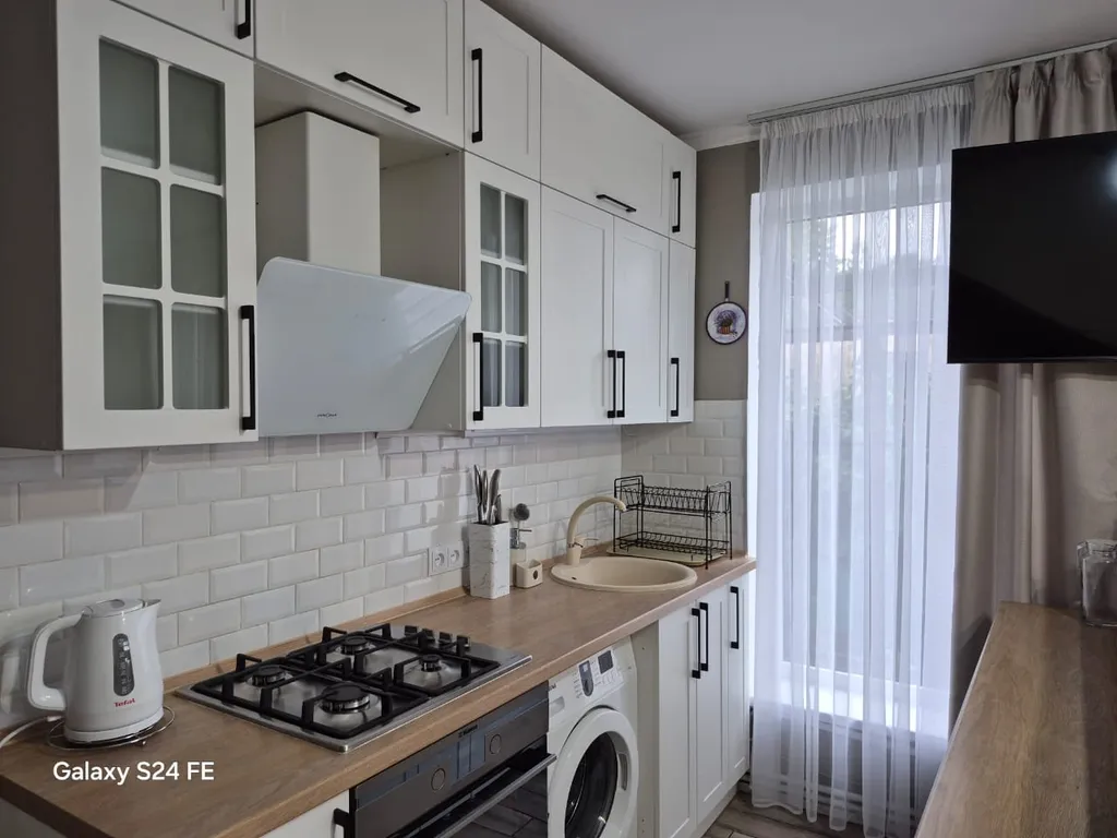 Дом с видом на море и Генуэзскую крепость