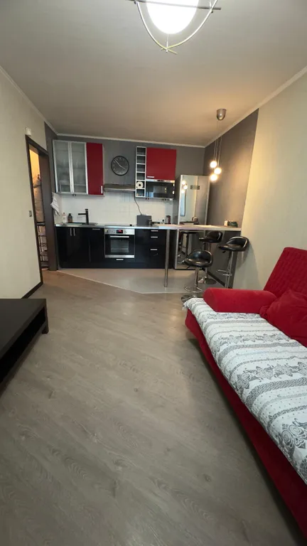 Чистая и комфортная квартира, рядом Плаза Столица Больница