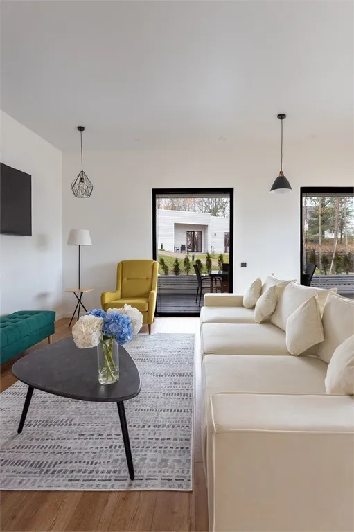 4-комнатный Дом