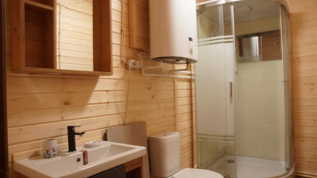 Коттедж Домик 6-местный — Архыз