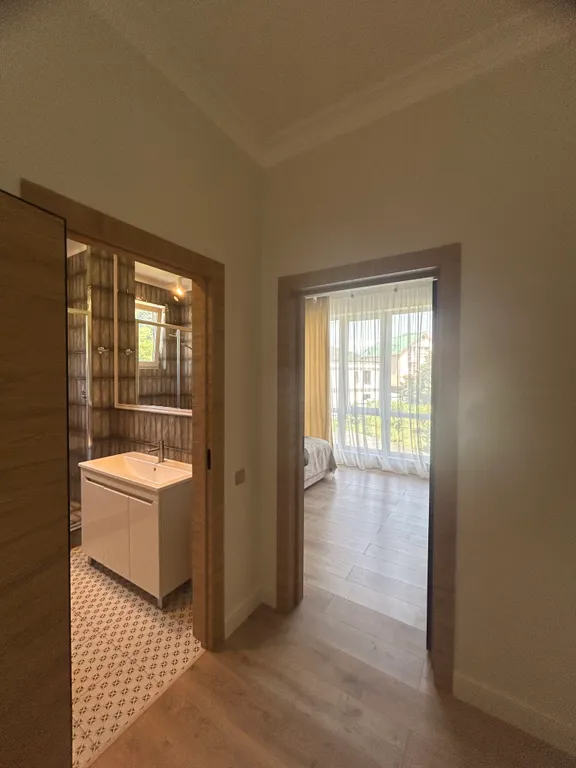 Коттедж Уютный дом с бассейном — Барановка