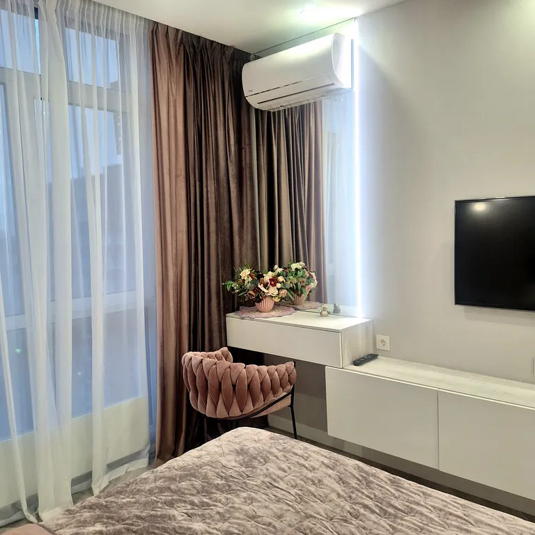 Современная уютная 2х комнатная квартира (евротри) в центре города