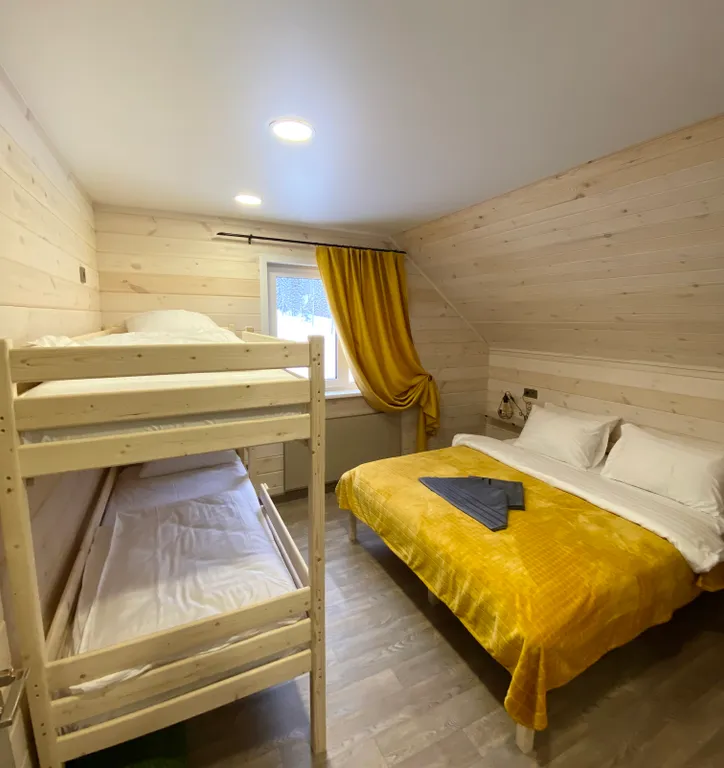 Уютный дом с сауной, бассейном и видом на Мустаг