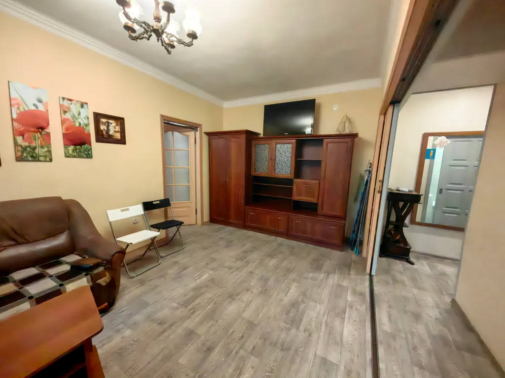 Двухкомнатная квартира в центре — аренда посуточно в Вологда