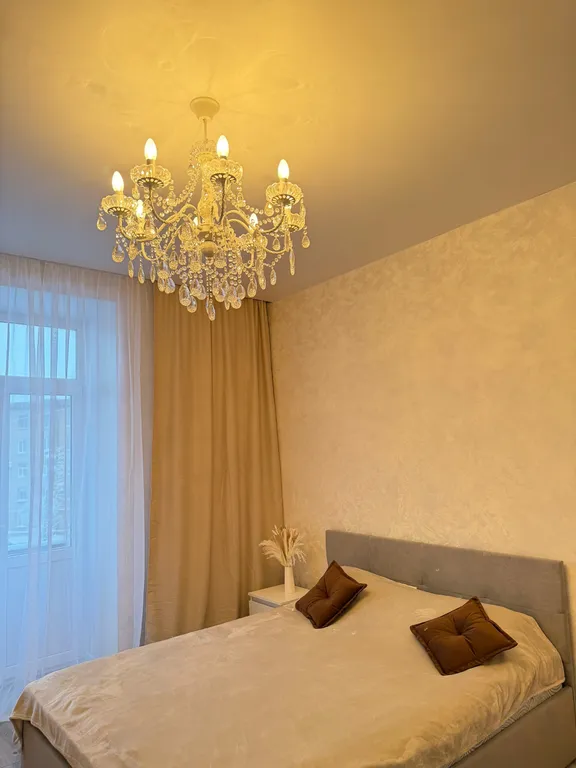 Светлая и чистая квартира с современным ремонтом.