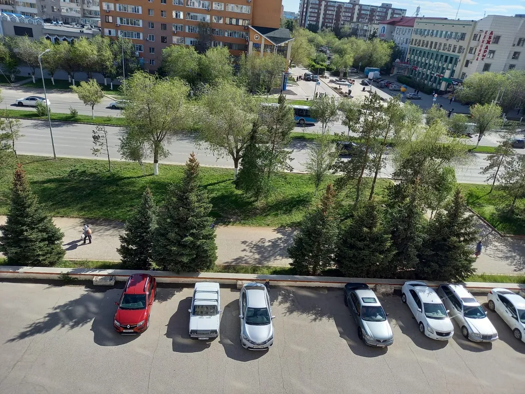 Яркая Звезда на Космосе