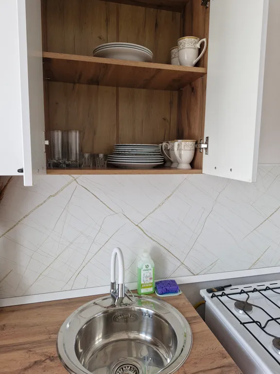 Квартира Трёхкомнатная квартира, удобное расположение! 3 отдельные комнаты. — Владикавказ