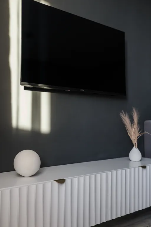 Стильная студия с дизайнерским ремонтом