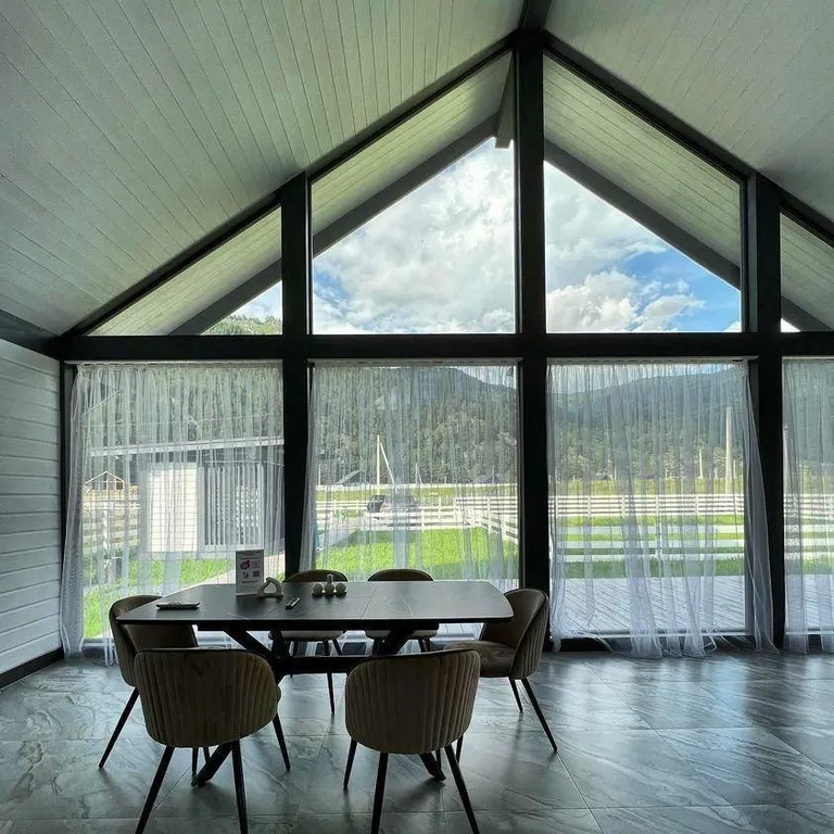 Коттедж в горах Altay Dream House