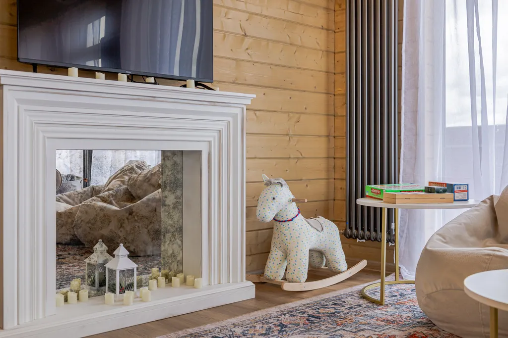 Дом у озера с чаном