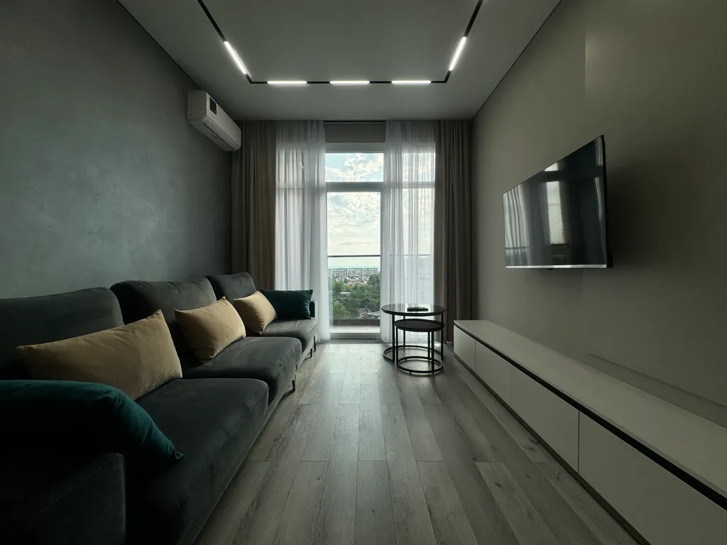 Дизайнерская евродвухкомнатная квартира в ЖК бизнес-класса Аллея Парк