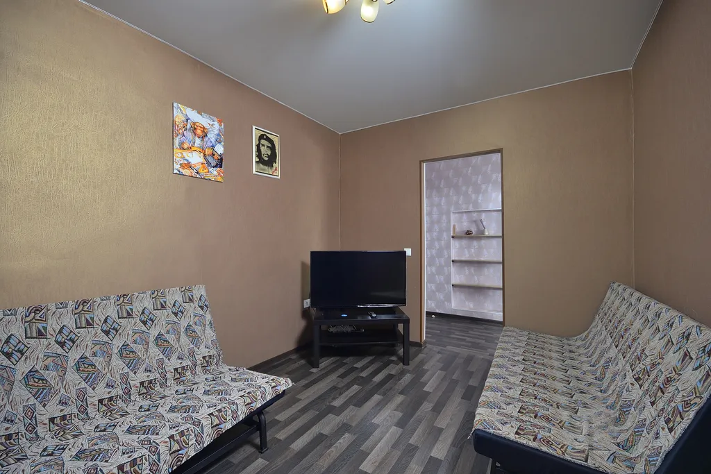 Квартира 2-комнатная Квартира — Омск