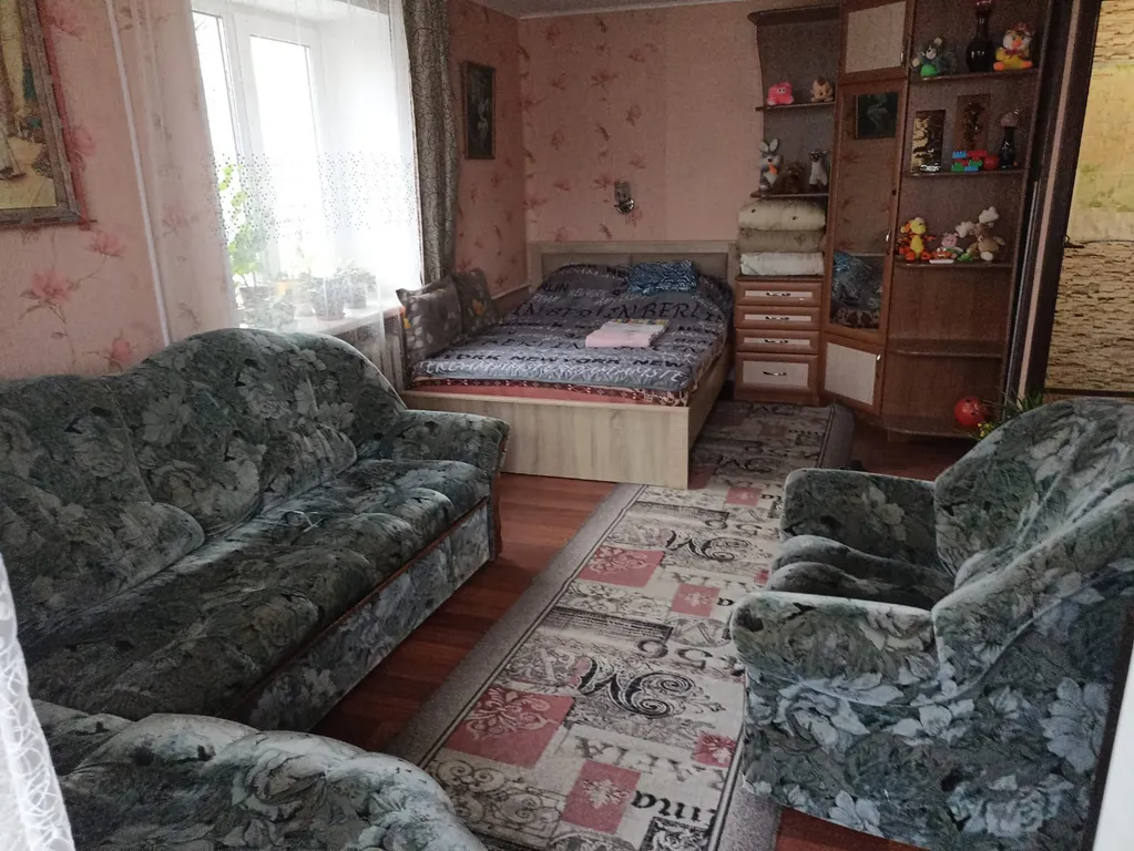 У Лопатинского сада, центр