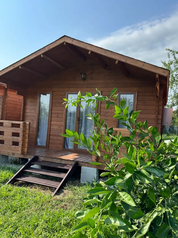 Коттедж Эко домик на благоустроенной территории — Сухум