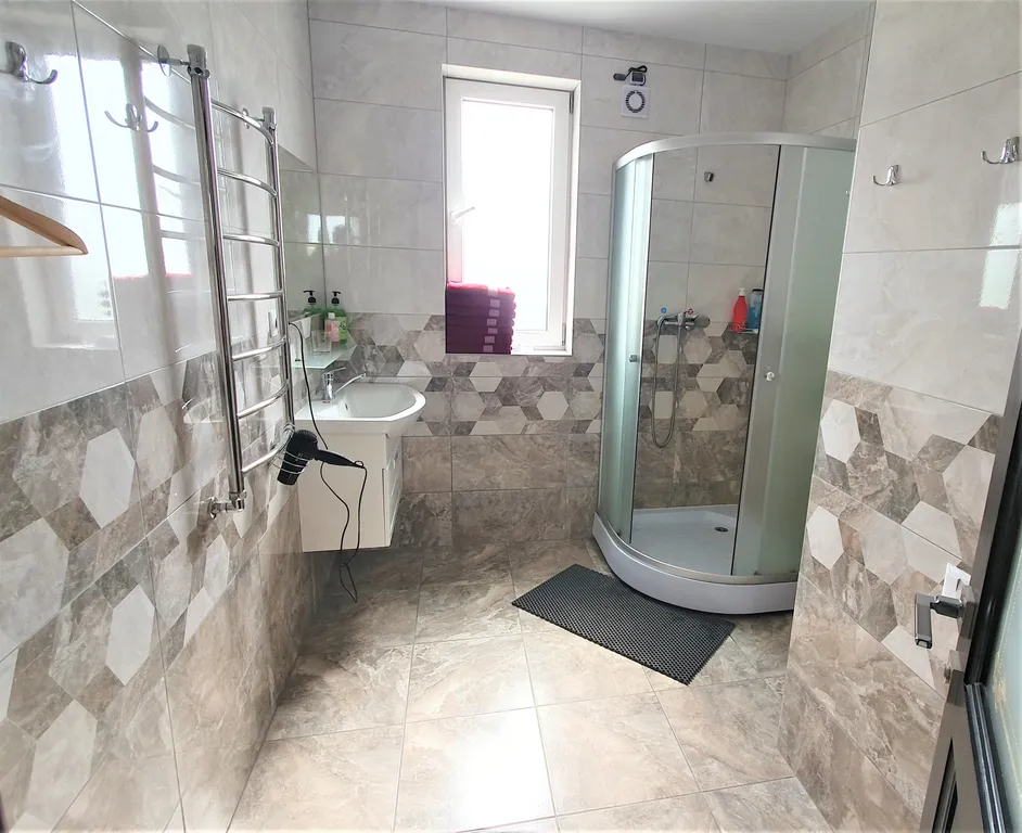 Новый комфортный дом с сауной в экозоне Бреста Красный двор