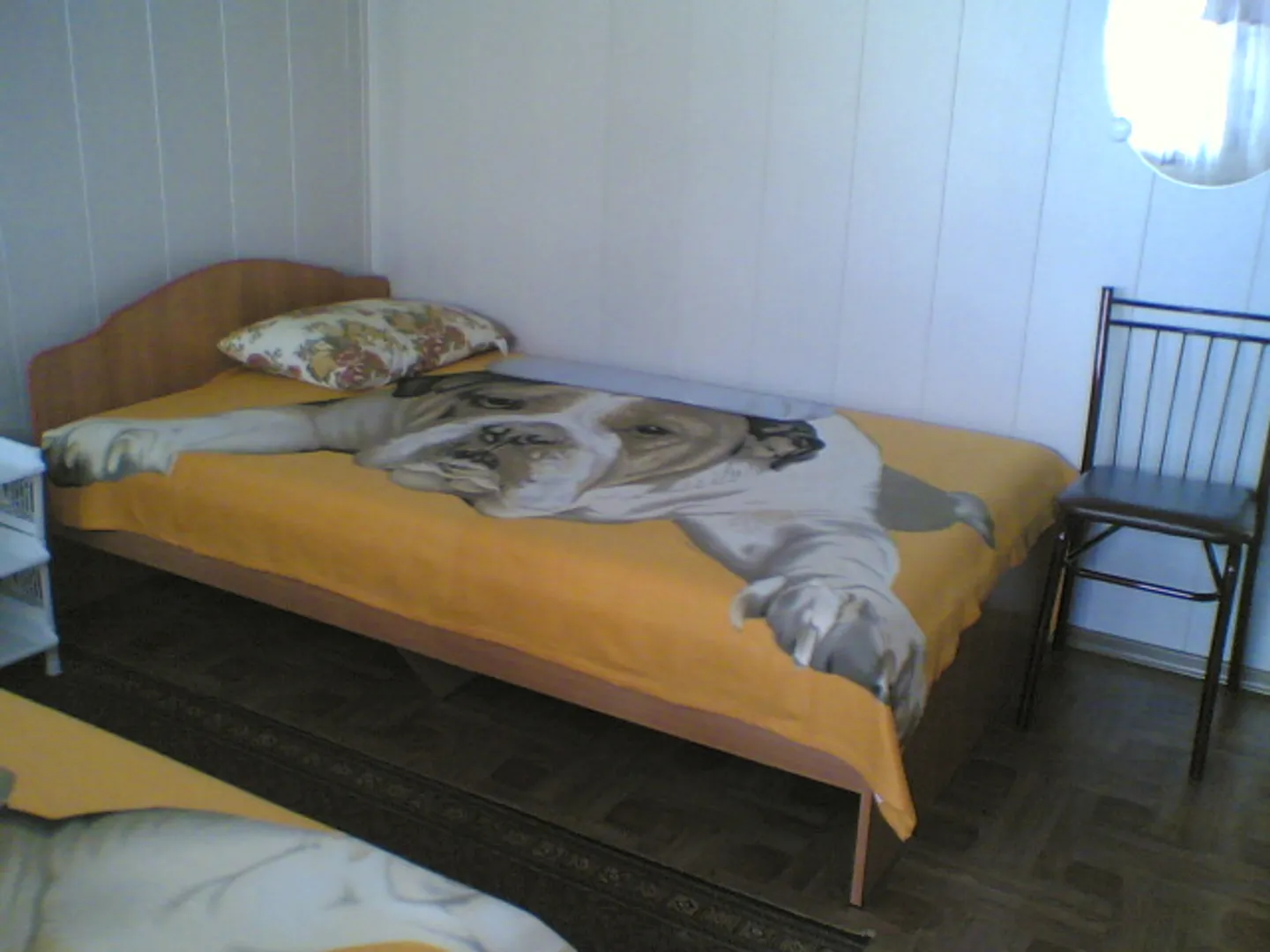 Двуспальная кровать в номере Стандарт 7
