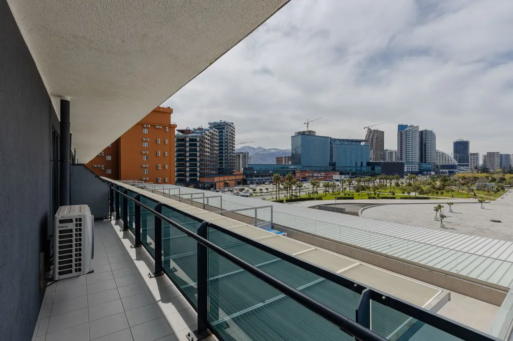 Трехкомнатные апартаменты с видом на парк