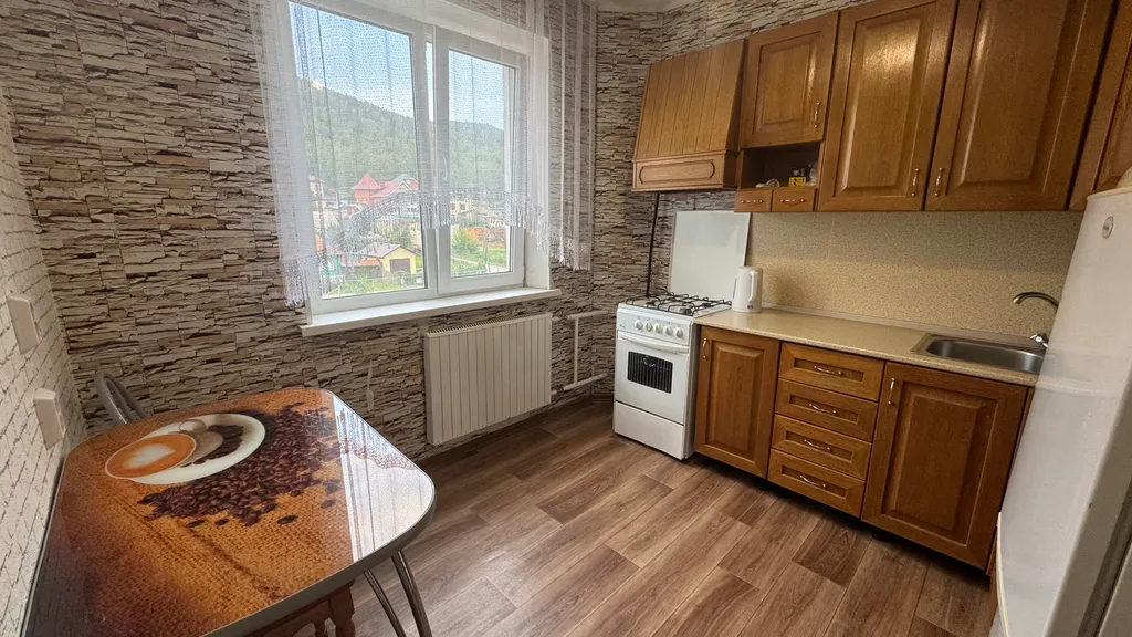 Просторная двухкомнатная до 8 человек