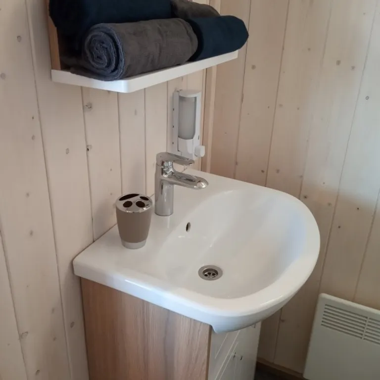 Квартира Комната — Деревянное