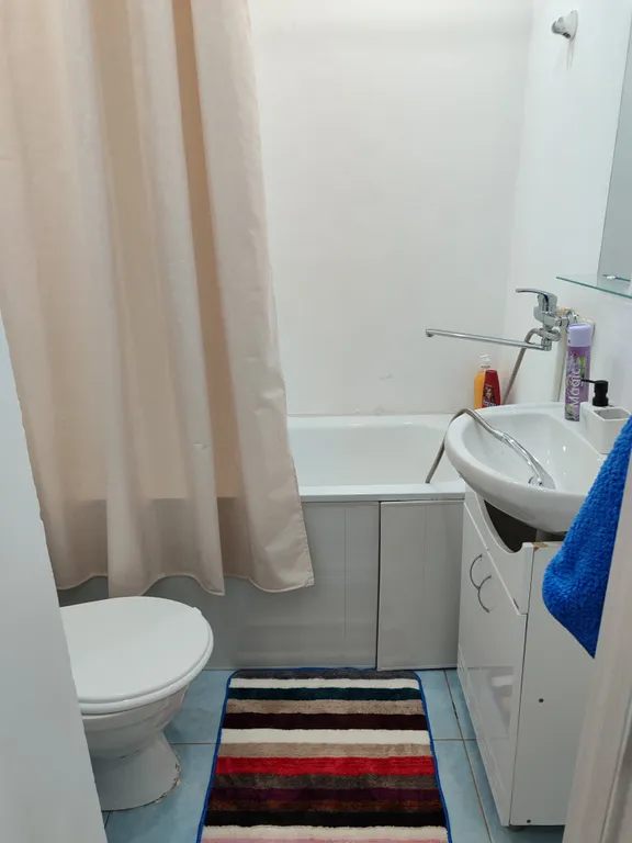 Уютная квартира, с шикарным видом уральские горы, лес!!!)