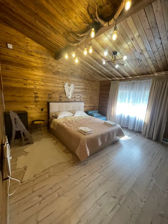 Домик с видом на горы