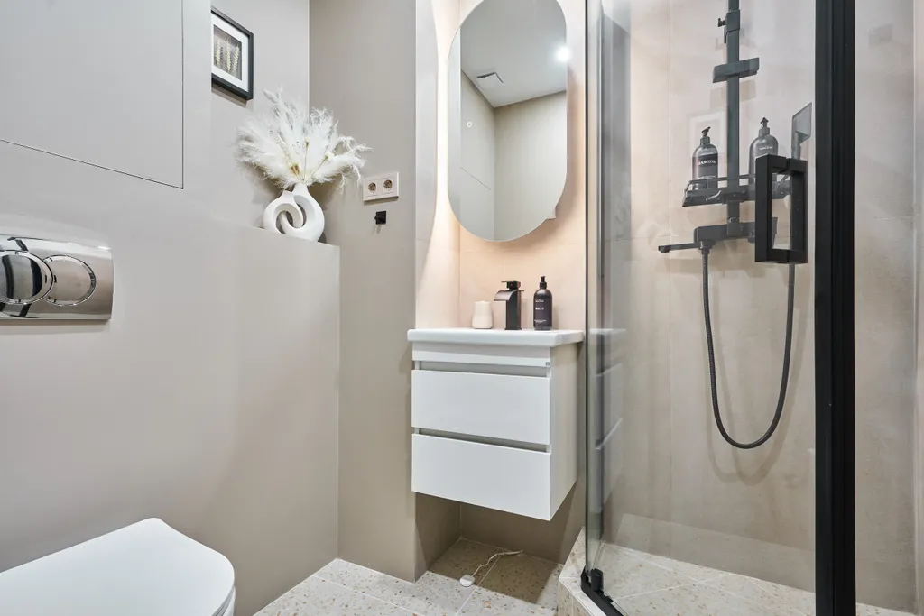 Современные апартаменты с видом на яхт клуб и канал имени Москвы