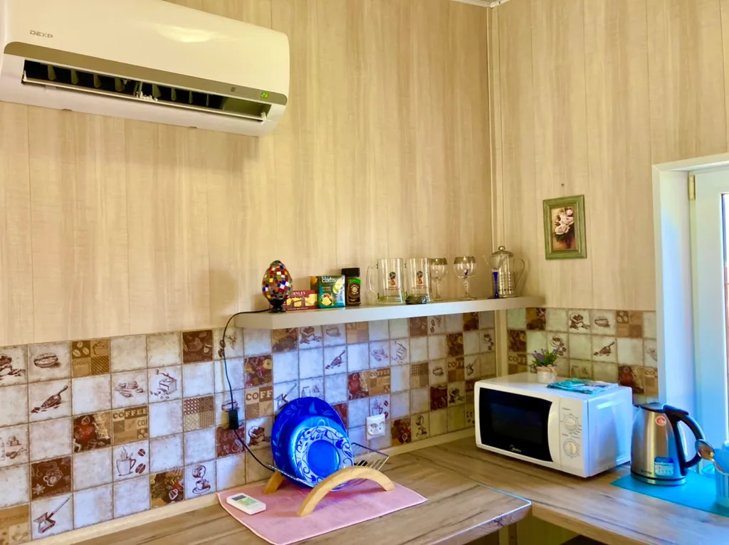 Коттедж Отдельный домик с террасой и зоной барбекю — Калининград