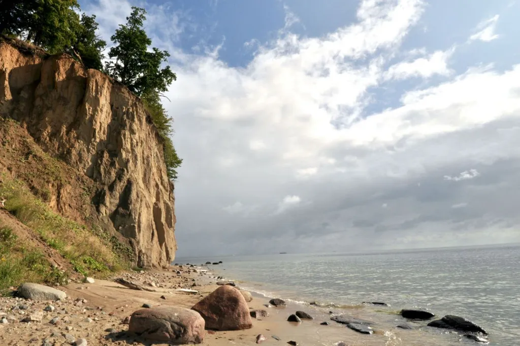 Современный дом на побережье Балтийского моря