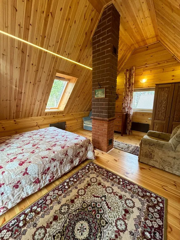 Дом с балконом у озера Нарочь