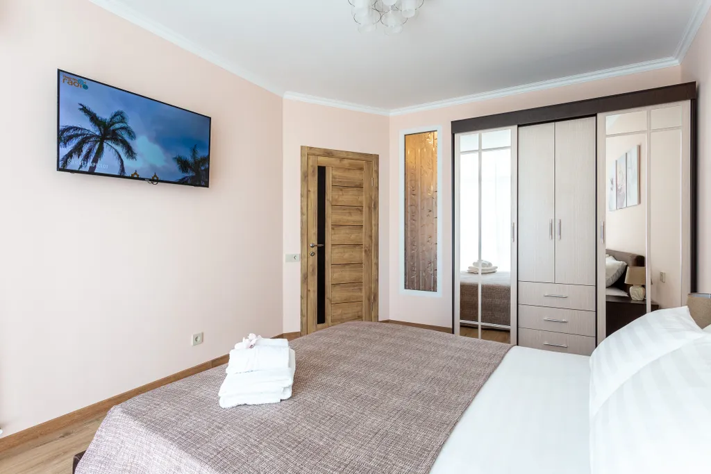 Двухкомнатная квартира с балконом Москва Lamare мкрн. Светлана