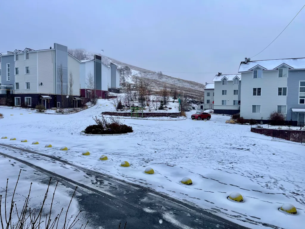 Двухкомнатная квартира на озере Банном в 800 метрах от ГЛЦ ЖК Алтынай