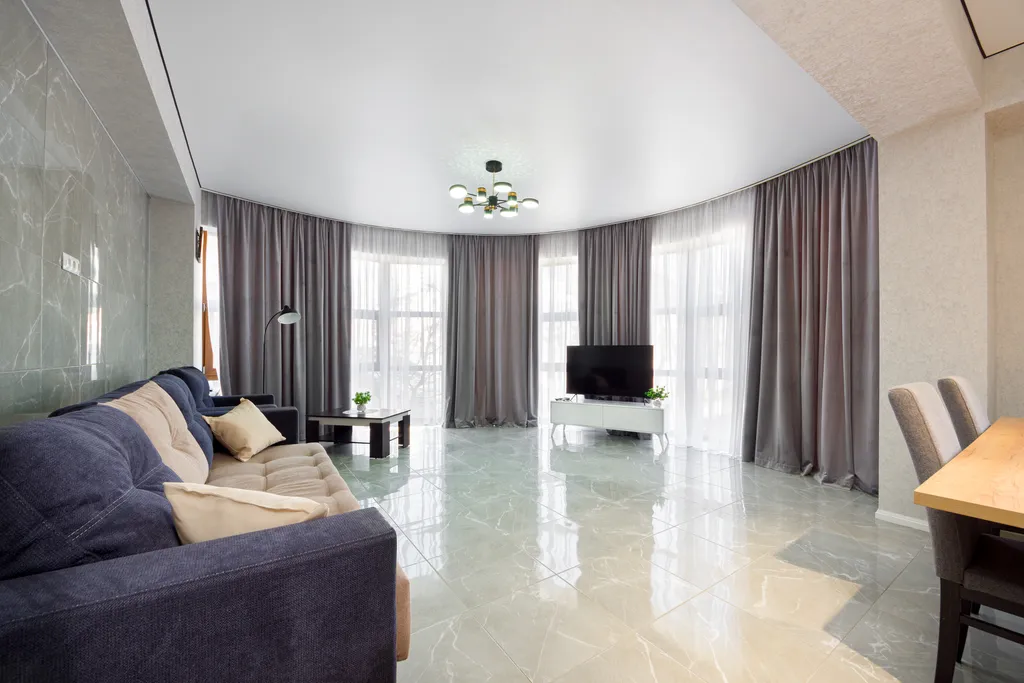 Шикарная квартира около цветника