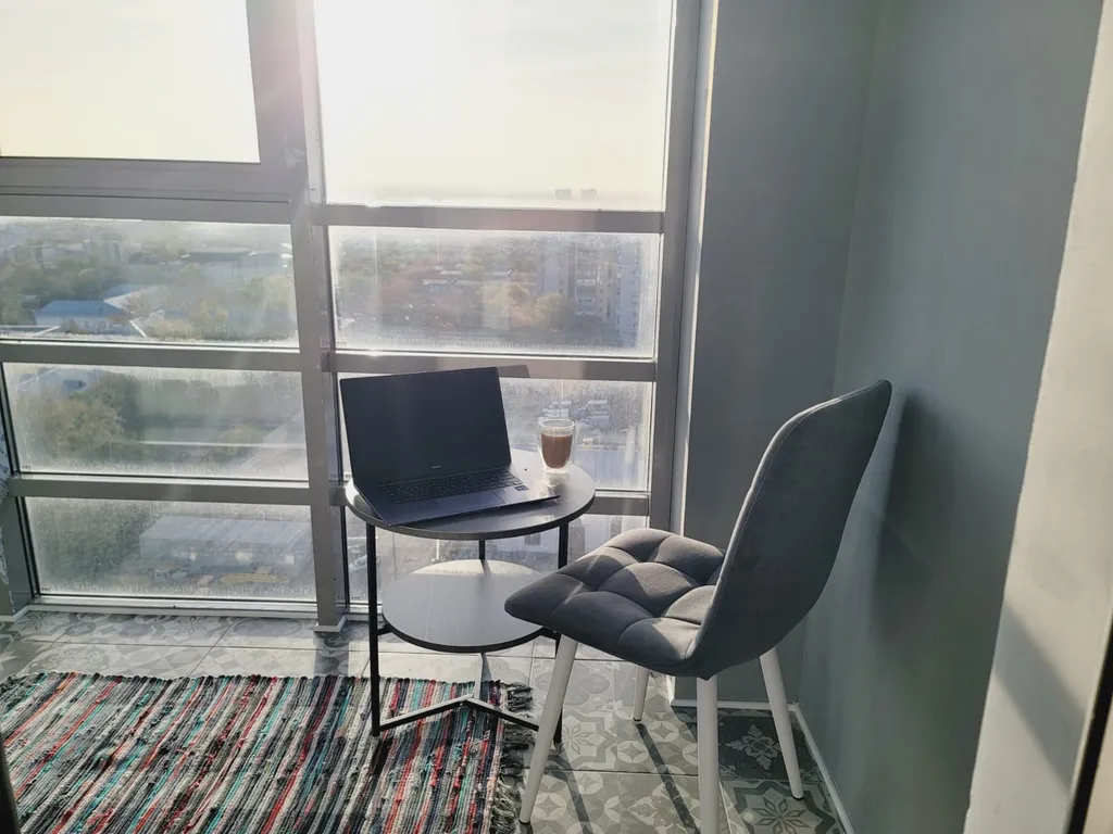 Большая квартира с видом на Волгу