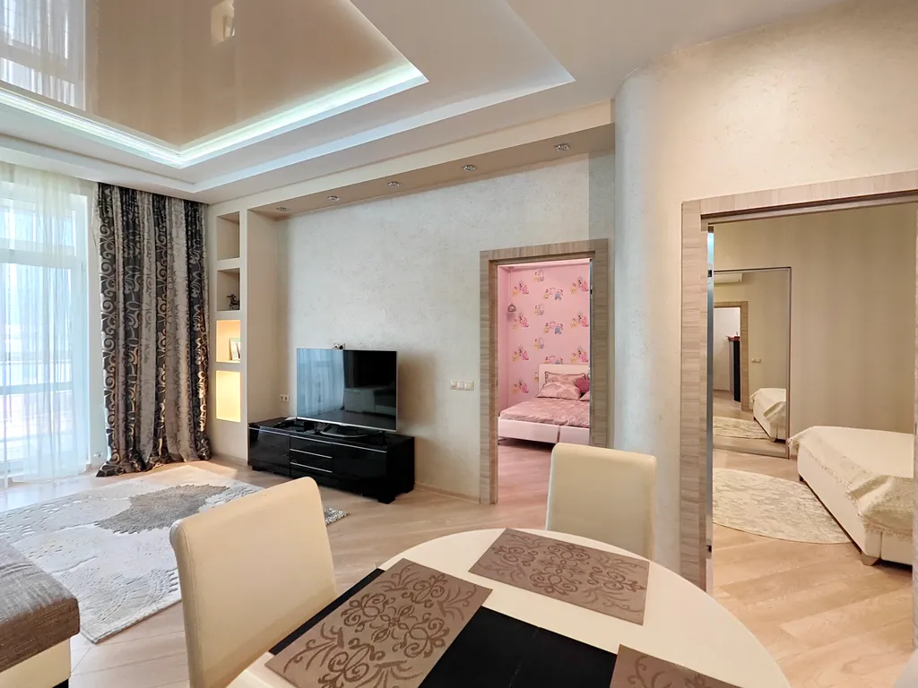 Евротрешка с видом на море на первой линии Элегантный Взгляд