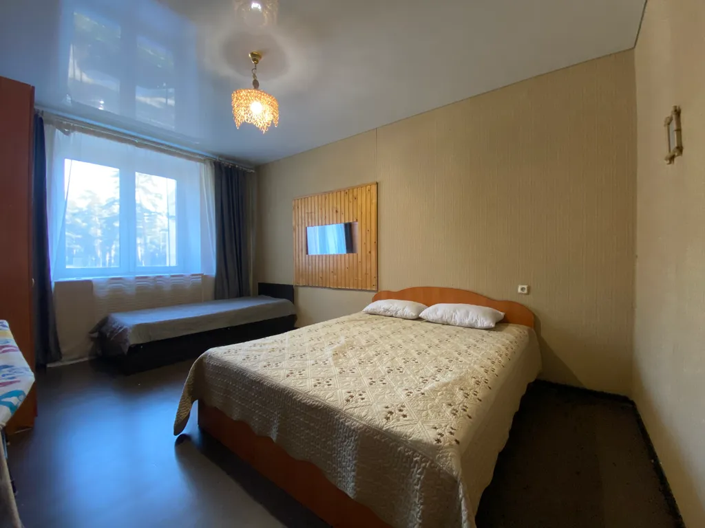 Комфортная трехкомнатная квартира возле Академии Здоровья