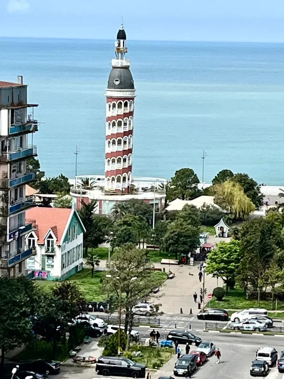 Уютные светлые апартаменты-студия в Орби Сити блок С