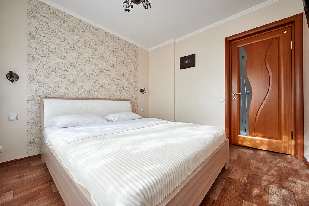 Большая теплая квартира с джакузи и видом на лес и детскую площадку