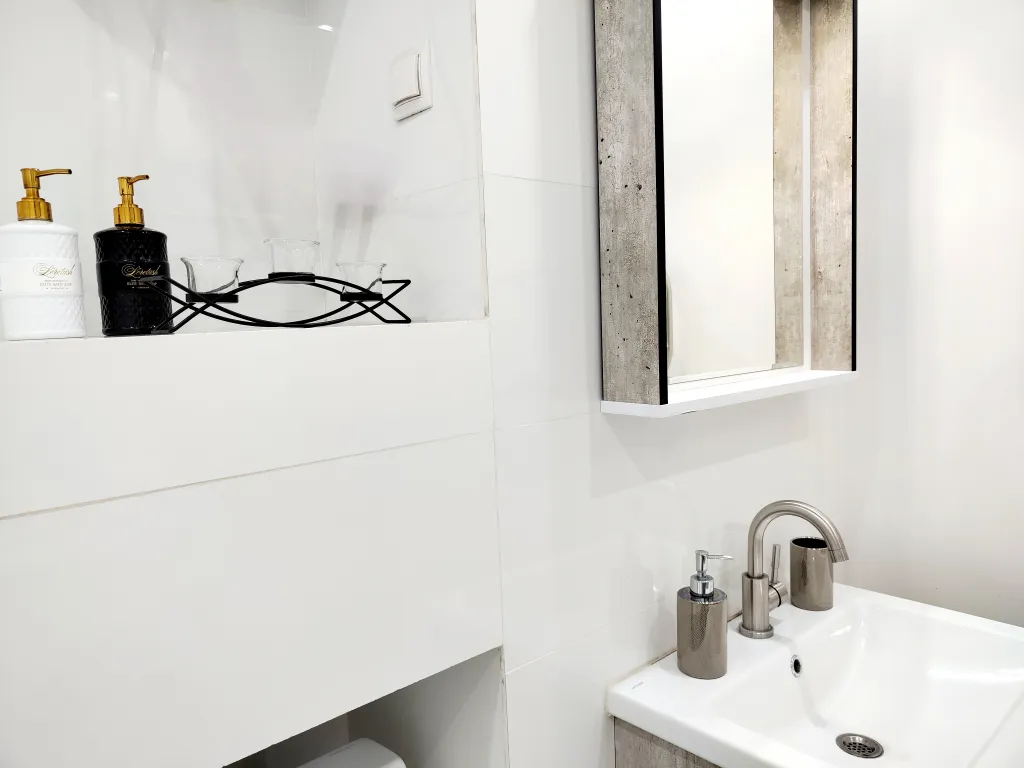 Студия с обзорным видом на город