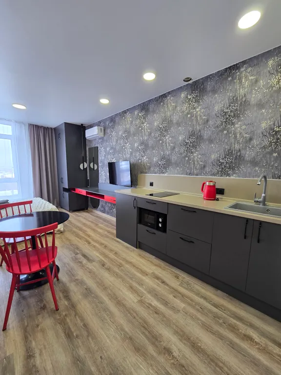 Возле парка Ангелов