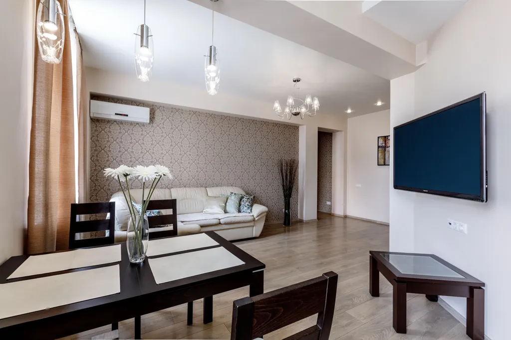 Современная квартира в самом центре города — аренда посуточно в Кемерово