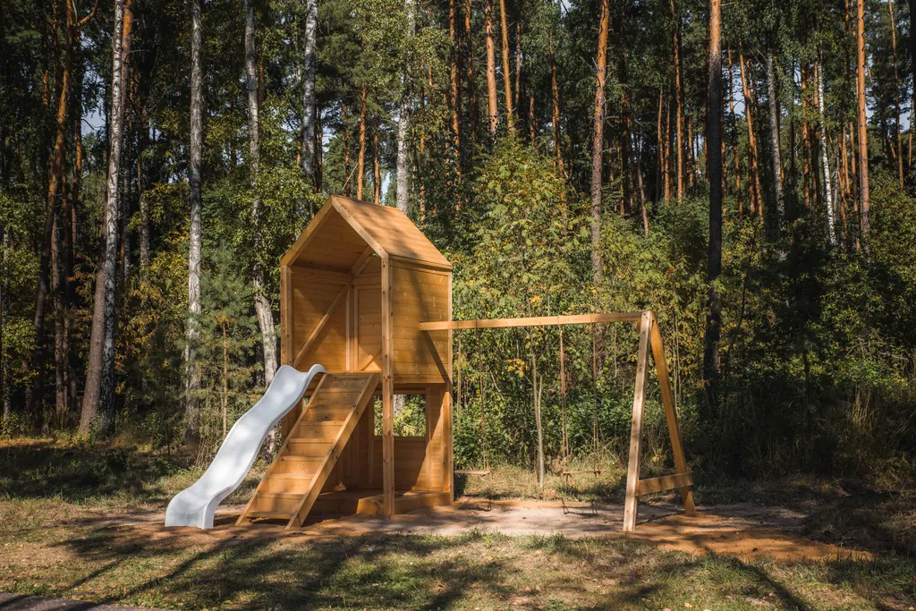 Большой коттедж с сауной в загородном комплексе отдыха бисерово