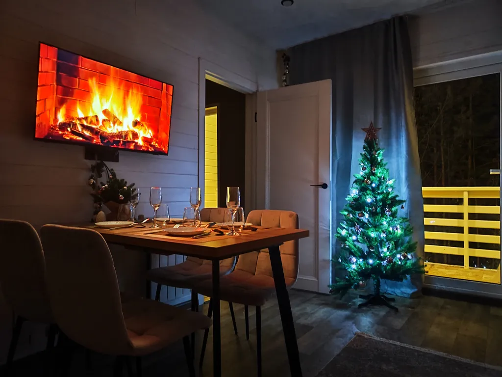 Коттедж Уютный гестхаус Горки посреди леса и в полном уединении, баня и чан — аренда посуточно в Емельяново