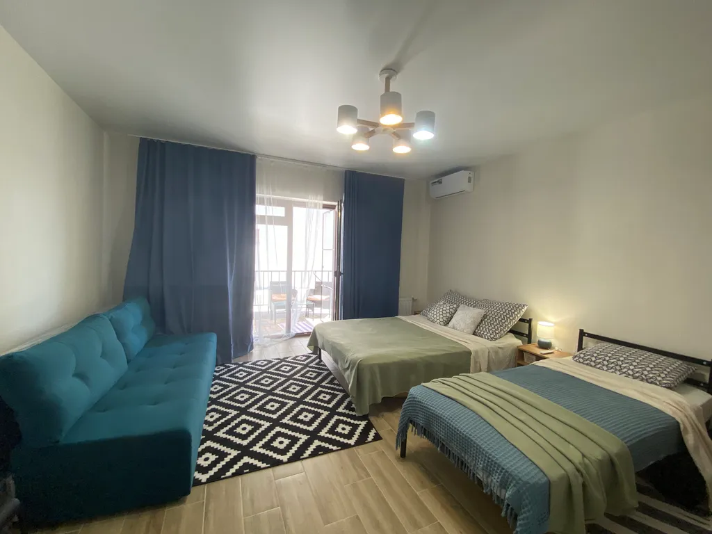 Студия с терасой в трёх минутах от пляжа