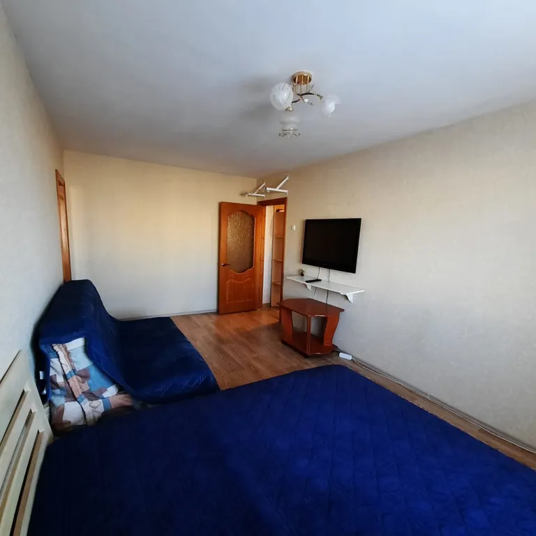 Свежая, уютная квартира в центре города с мебелью и бытовой техникой