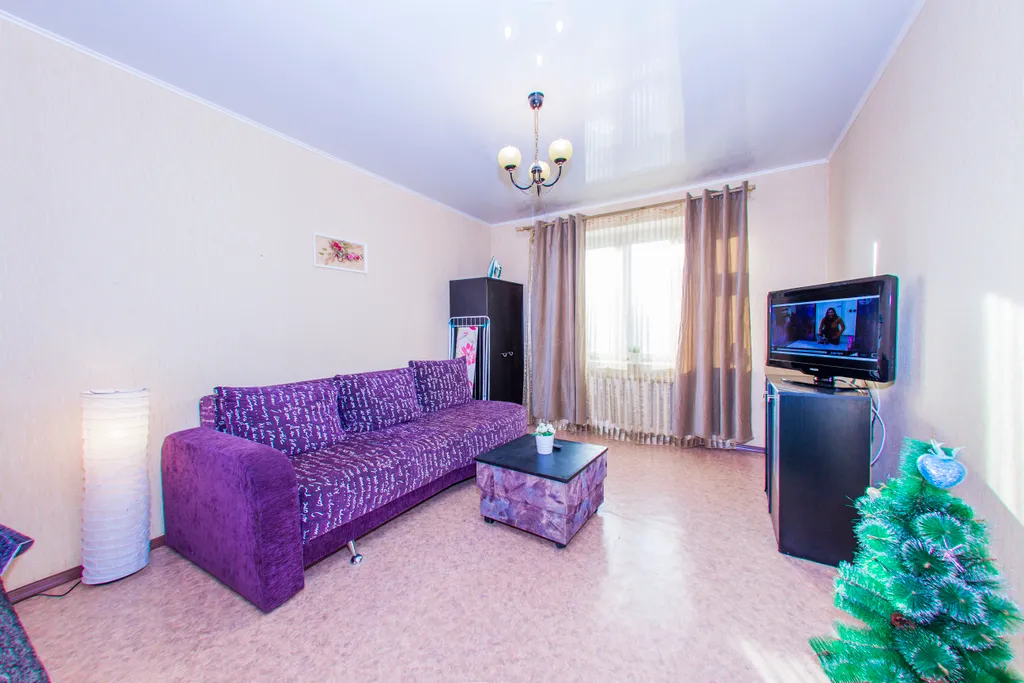 Квартира в доме у парка — аренда посуточно в Уфа